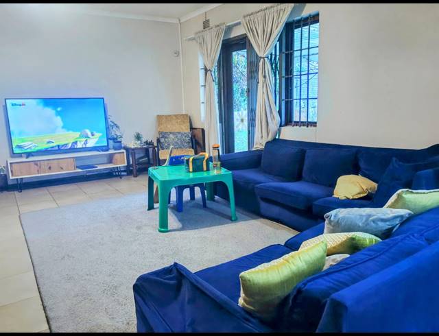 3 BEDROOM HOUSE FOR SALE IN ESCOMBE